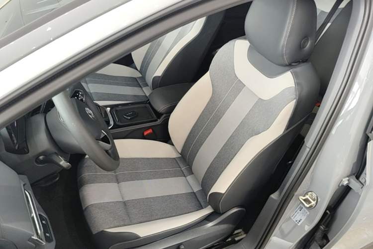 Used Volkswagen ID.4 CROZZ 2024 Pure Edition Limited Edition Left Front Seat