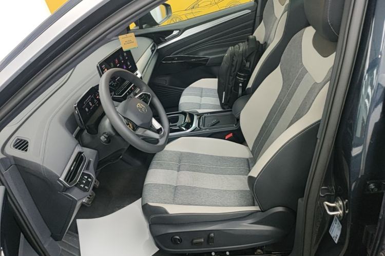 Used Volkswagen ID.4 CROZZ 2024 Pure Edition Limited Edition Left Front Seat
