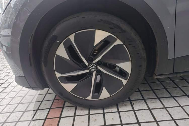 Used Volkswagen ID.4 CROZZ 2024 Revised Version PURE+ Left Front Wheel Hub