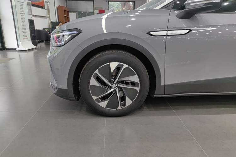 Used Volkswagen ID.4 CROZZ 2024 Pure Edition Limited Edition Left Front Wheel Hub