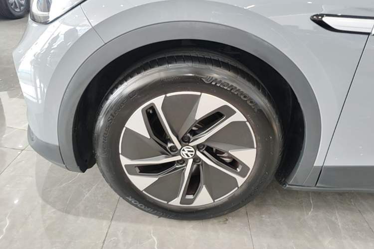 Used Volkswagen ID.4 CROZZ 2024 Pure Edition Limited Edition Left Front Wheel Hub
