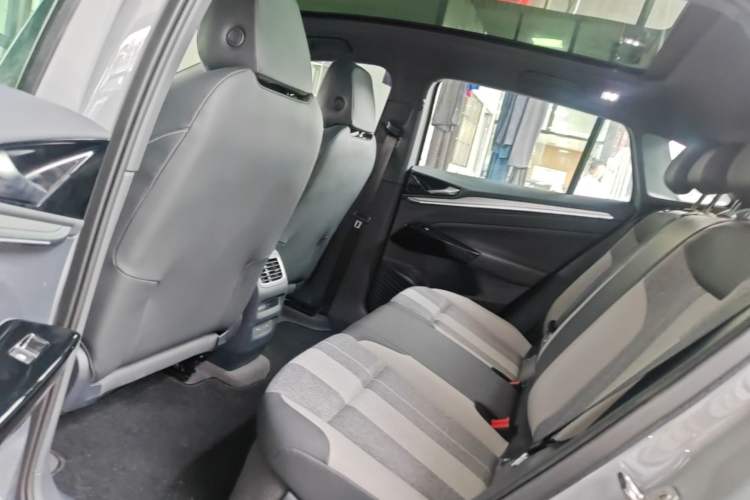 Used Volkswagen ID.4 CROZZ 2024 Pure Edition Limited Edition Left Rear Seat