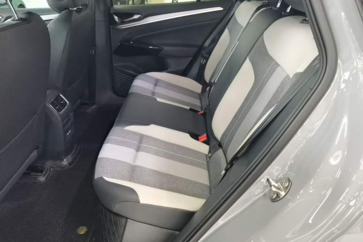 Used Volkswagen ID.4 CROZZ 2024 Pure Edition Limited Edition Left Rear Seat