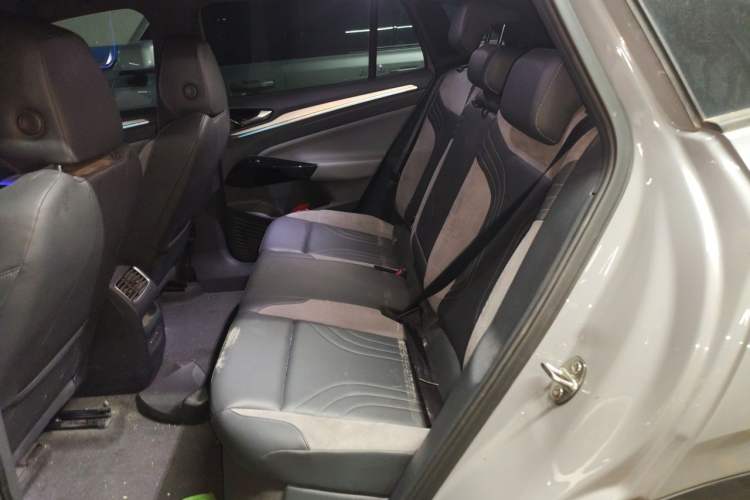 Used Volkswagen ID.4 CROZZ 2024 Facelifted PRO Left Rear Seat