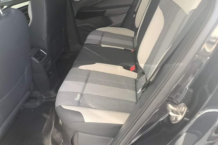 Used Volkswagen ID.4 CROZZ 2024 Pure Edition Limited Edition Left Rear Seat