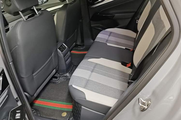Used Volkswagen ID.4 CROZZ 2024 Pure Edition Limited Edition Left Rear Seat
