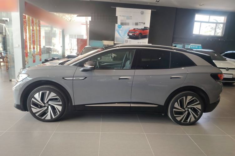 Used Volkswagen ID.4 CROZZ 2024 PRIME Left Side