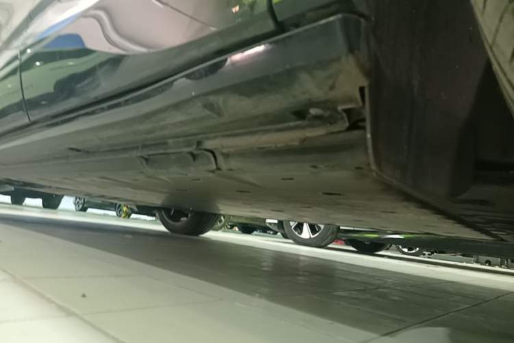 Used Volkswagen ID.4 CROZZ 2024 PRIME Left Side Sill