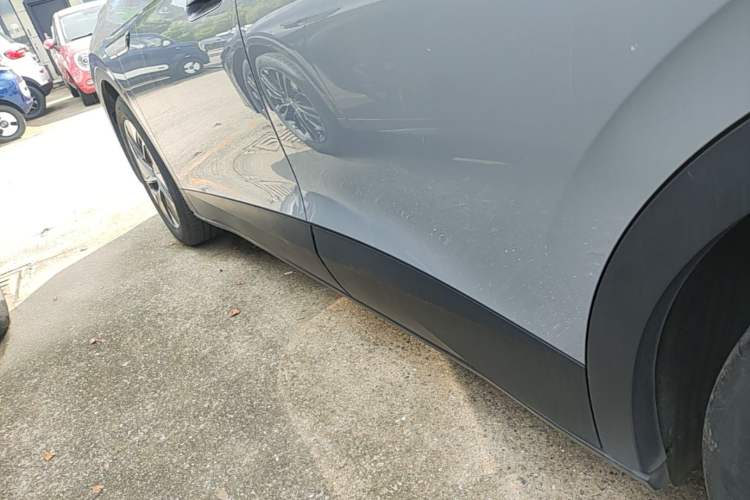 Used Volkswagen ID.4 CROZZ 2024 Pure Edition Limited Edition Left Side Sill