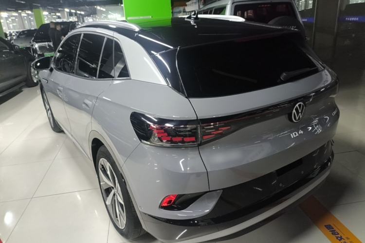 Used Volkswagen ID.4 CROZZ 2024 PRO Model Rear Left 45 Deg