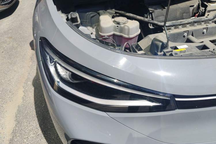Used Volkswagen ID.4 CROZZ 2024 Pure Edition Limited Edition Right Front Headlight