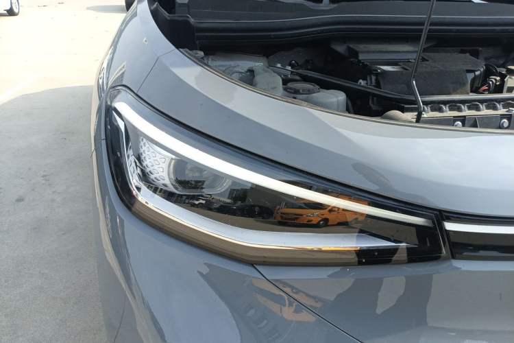 Used Volkswagen ID.4 CROZZ 2024 Pure Edition Limited Edition Right Front Headlight