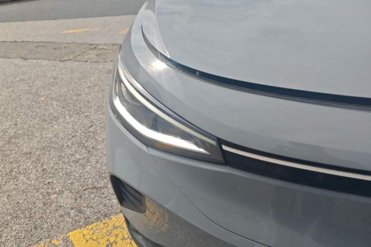Used Volkswagen ID.4 CROZZ 2024 Pure Edition Limited Edition Right Front Headlight