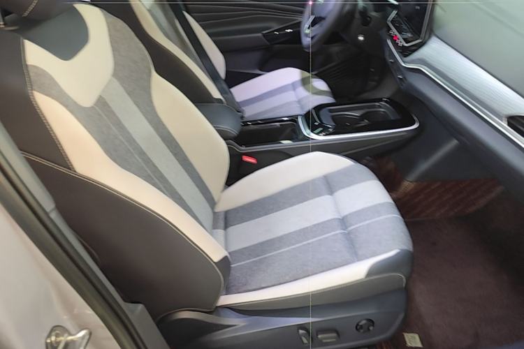 Used Volkswagen ID.4 CROZZ 2024 Pure Edition Limited Edition Right Front Seat