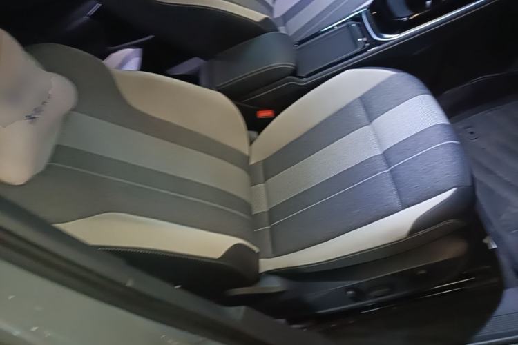 Used Volkswagen ID.4 CROZZ 2024 Pure Edition Limited Edition Right Front Seat