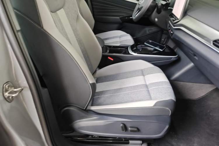Used Volkswagen ID.4 CROZZ 2024 Pure Edition Limited Edition Right Front Seat