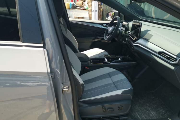 Used Volkswagen ID.4 CROZZ 2024 Pure Edition Limited Edition Right Front Seat