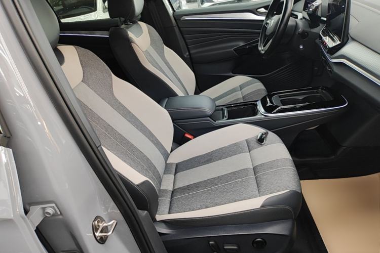 Used Volkswagen ID.4 CROZZ 2024 Pure Edition Limited Edition Right Front Seat