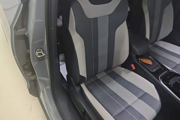 Used Volkswagen ID.4 CROZZ 2024 Pure Edition Limited Edition Right Front Seat
