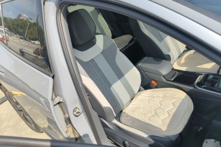 Used Volkswagen ID.4 CROZZ 2024 Pure Edition Limited Edition Right Front Seat
