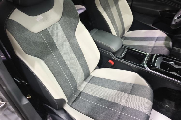 Used Volkswagen ID.4 CROZZ 2024 Pure Edition Limited Edition Right Front Seat