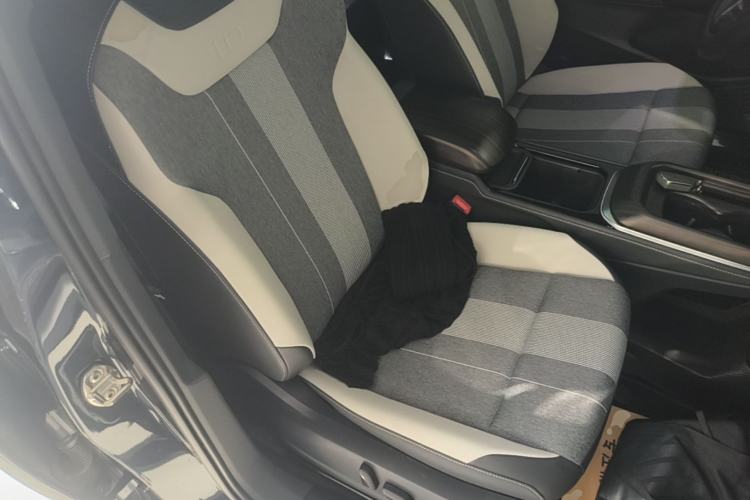 Used Volkswagen ID.4 CROZZ 2024 Pure Edition Limited Edition Right Front Seat