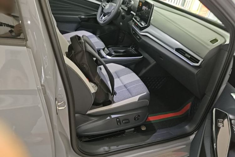 Used Volkswagen ID.4 CROZZ 2024 Pure Edition Limited Edition Right Front Seat