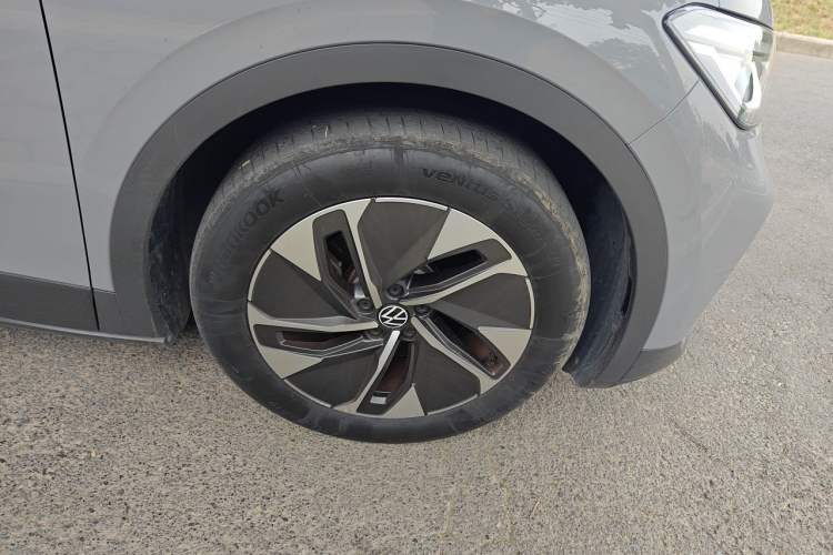 Used Volkswagen ID.4 CROZZ 2024 Pure Edition Limited Edition Right Front Wheel Hub