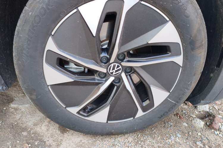 Used Volkswagen ID.4 CROZZ 2024 Pure Edition Limited Edition Right Front Wheel Hub