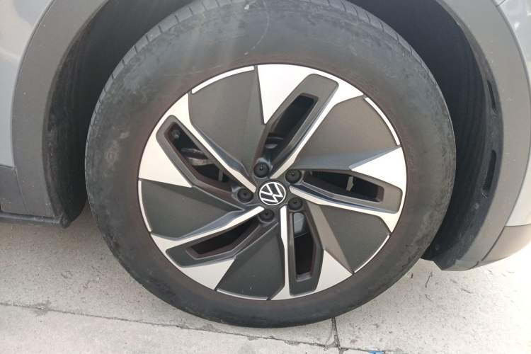 Used Volkswagen ID.4 CROZZ 2024 Pure Edition Limited Edition Right Front Wheel Hub