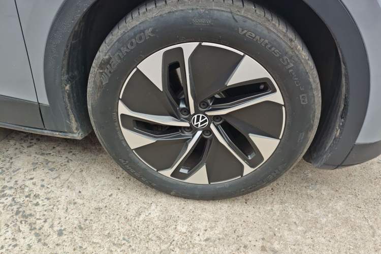 Used Volkswagen ID.4 CROZZ 2024 Pure Edition Limited Edition Right Front Wheel Hub