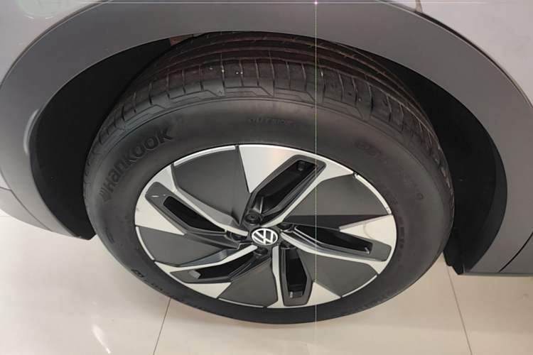 Used Volkswagen ID.4 CROZZ 2024 Pure Edition Limited Edition Right Rear Wheel Hub