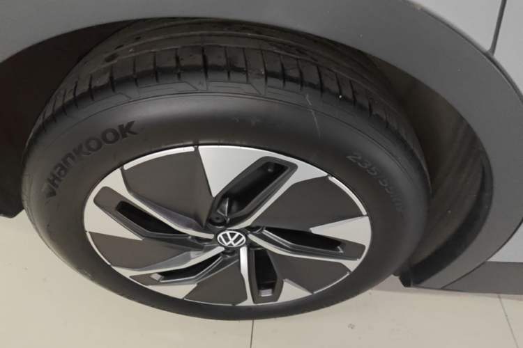 Used Volkswagen ID.4 CROZZ 2024 Pure Edition Limited Edition Right Rear Wheel Hub