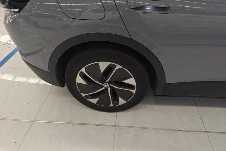 Used Volkswagen ID.4 CROZZ 2024 Pure Edition Limited Edition Right Rear Wheel Hub