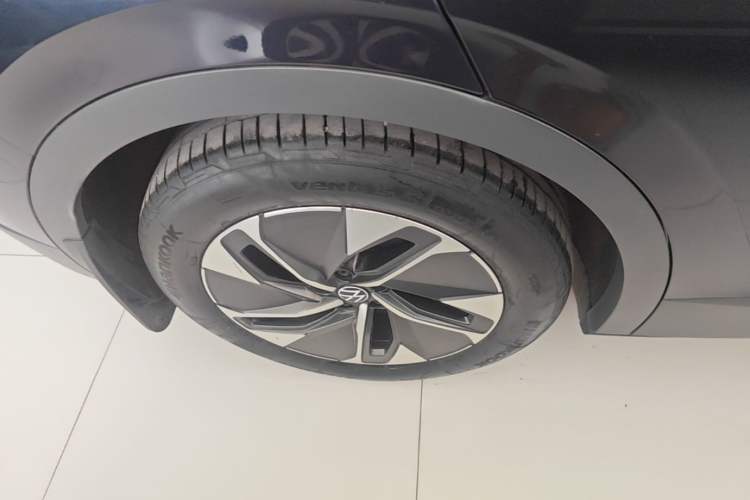 Used Volkswagen ID.4 CROZZ 2024 Pure Edition Limited Edition Right Rear Wheel Hub