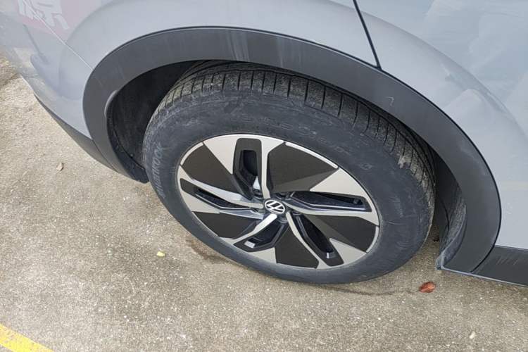 Used Volkswagen ID.4 CROZZ 2024 Pure Edition Limited Edition Right Rear Wheel Hub
