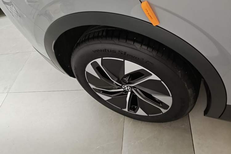 Used Volkswagen ID.4 CROZZ 2024 Pure Edition Limited Edition Right Rear Wheel Hub