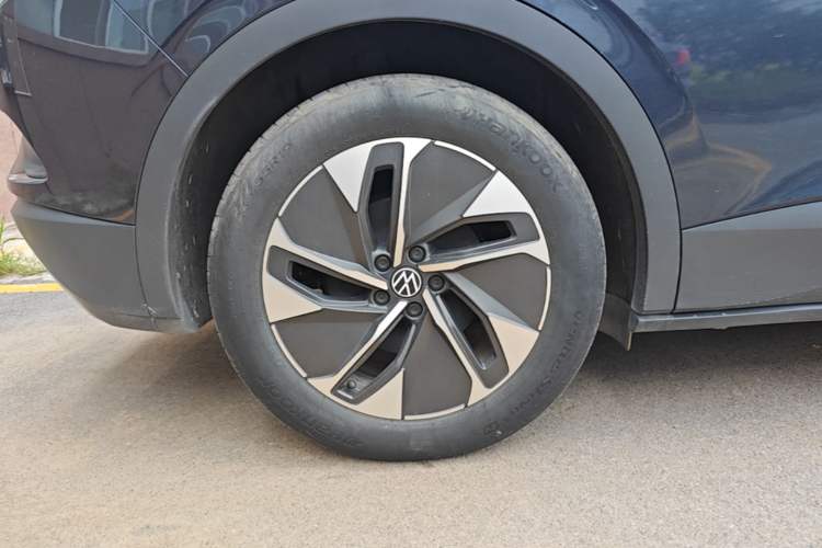 Used Volkswagen ID.4 CROZZ 2024 Pure Edition Limited Edition Right Rear Wheel Hub