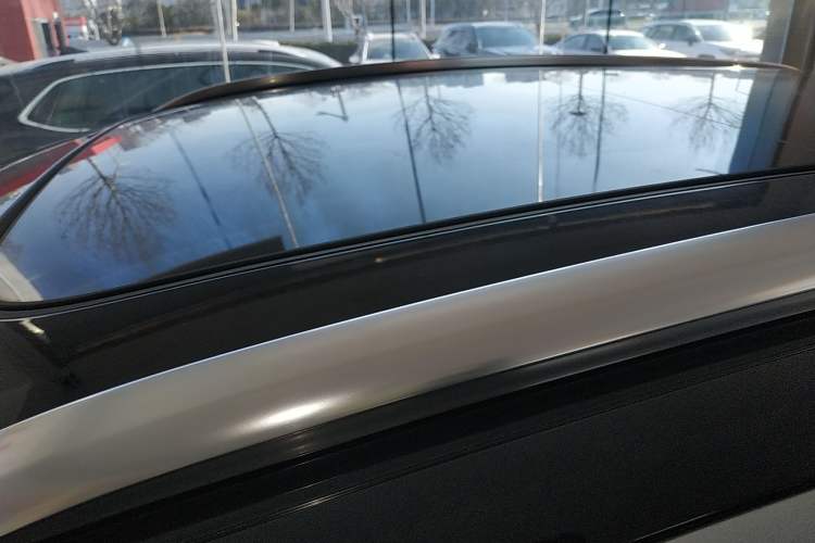 Used Volkswagen ID.4 CROZZ 2024 PRIME Roof
