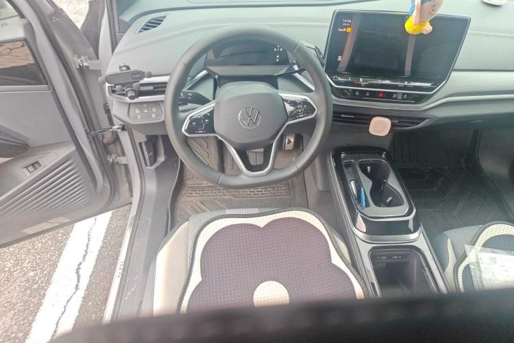 Used Volkswagen ID.4 CROZZ 2024 PURE+ model Steering Wheel