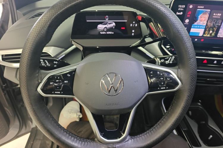 Used Volkswagen ID.4 CROZZ 2024 Pure Edition Limited Edition Steering Wheel