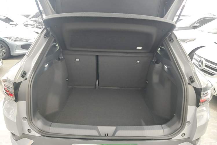 Used Volkswagen ID.4 CROZZ 2024 Pure Edition Limited Edition Trunk