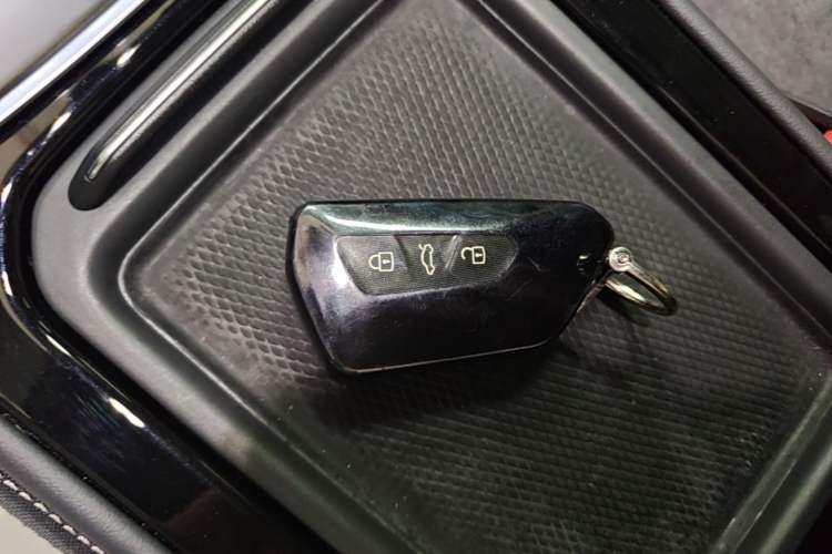 Used Volkswagen ID.4 CROZZ 2024 Pure Edition Limited Edition Vehicle Key