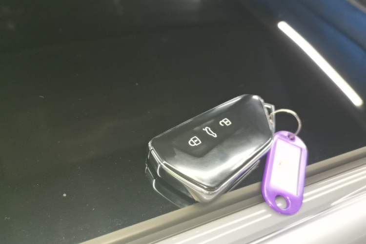 Used Volkswagen ID.4 CROZZ 2024 Pure Edition Limited Edition Vehicle Key