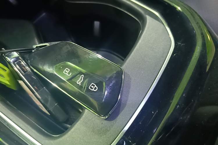 Used Volkswagen ID.4 CROZZ 2024 PRIME Vehicle Key