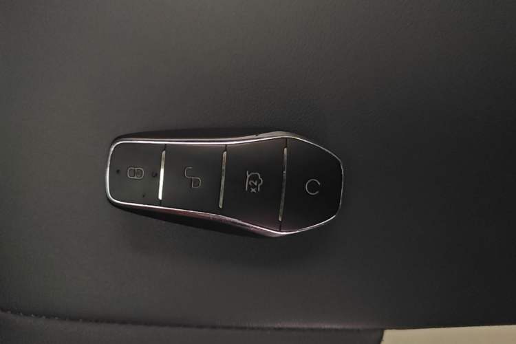 Used Volkswagen ID.4 CROZZ 2024 Pure Edition Limited Edition Vehicle Key