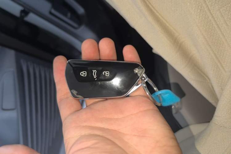 Used Volkswagen ID.4 CROZZ 2024 Pure Edition Limited Edition Vehicle Key