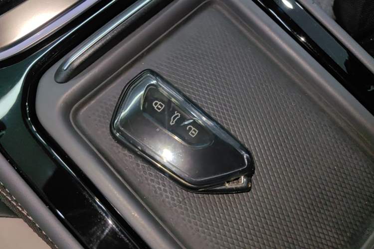 Used Volkswagen ID.4 CROZZ 2024 Pure Edition Limited Edition Vehicle Key