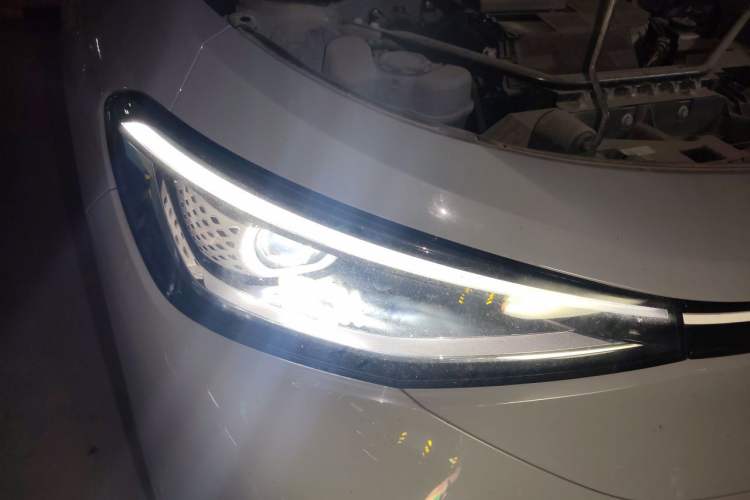 Used Volkswagen ID.4 CROZZ 2024 Pure Edition Limited Edition Right Front Headlight