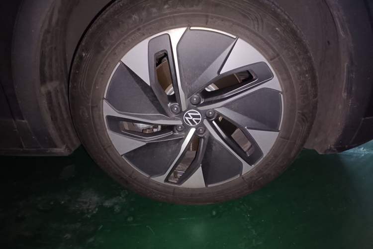 Used Volkswagen ID.4 CROZZ 2024 Pure Edition Limited Edition Right Front Wheel Hub